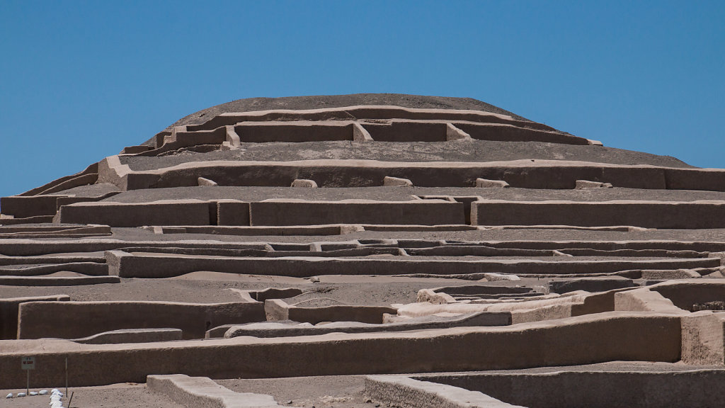 Ruinen von Cahuachi - Ruins of Cahuachi, Nasca, Peru, 2015